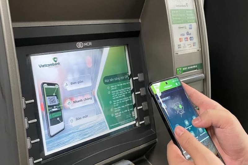 Đến cây ATM gần bạn nhất để Nạp tiền Sv388 